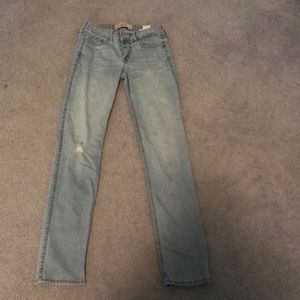 Size 7 long hollister skinny jeans